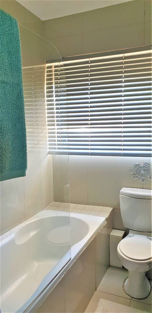 2 Bedroom Property for Sale in Green Point Western Cape
